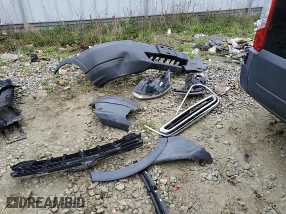 ✅ 2018 Ford Transit XL • VIN: 1FDZK1CM0JKA75949 • Lot: 51666345. Listed on Copart with Not provided. Free auction sales archive from the USA and detailed vehicle history report at DreamBid. Image 13.