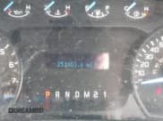 ✅ 2012 Ford F-150 XL • VIN: 1FTVX1CF2CKD53520 • Lot: 43579779. Wystawiony na IAAI z przebiegiem 251 153 mil. Bezpłatny archiwum sprzedaży aukcyjnych z USA i szczegółowy raport historii pojazdu na DreamBid. Zdjęcie 15.