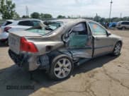 ✅ 2004 Volvo S60 • VIN: YV1RH59H542317976 • Лот: 65174294. Опубликован ранее на Copart с пробегом Не указан. Бесплатный доступ к архиву аукционных продаж из США и подробный отчёт об истории автомобиля на DreamBid. Изображение 3.