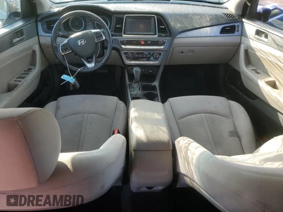 ✅ 2018 Hyundai Sonata SEL • VIN: 5NPE34AF3JH661114 • Lot: 90314965. Listed on Copart with 101,003 mi. Free auction sales archive from the USA and detailed vehicle history report at DreamBid. Image 8.