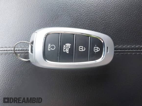 2022 Hyundai Tucson SEL with VIN 5NMJB3AE6NH114845, listed as a IAAI auction lot 43198692 with 38,872 mi miles and . Bid and sale history available at DreamBid. Image 11.