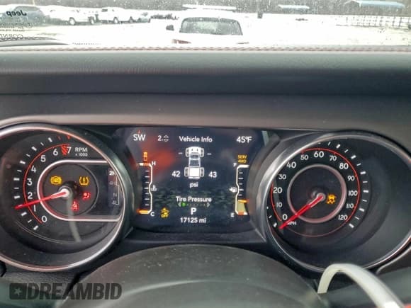 ✅ 2022 Jeep Gladiator Rubicon • VIN: 1C6JJTBG2NL102278 • Lot: 92023265. Wystawiony na Copart z przebiegiem 17 125 mil. Bezpłatny archiwum sprzedaży aukcyjnych z USA i szczegółowy raport historii pojazdu na DreamBid. Zdjęcie 9.