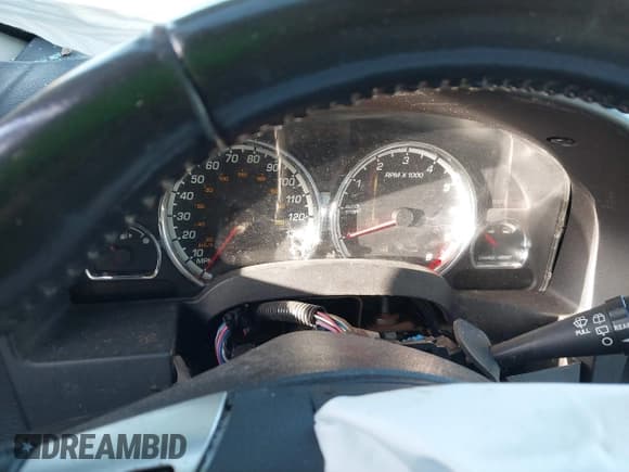 ✅ 2007 Saturn VUE I4 Hybrid • VIN: 5GZCZ33Z27S810127 • Lot: 41594094. Wystawiony na IAAI z przebiegiem Nie podano. Bezpłatny archiwum sprzedaży aukcyjnych z USA i szczegółowy raport historii pojazdu na DreamBid. Zdjęcie 7.