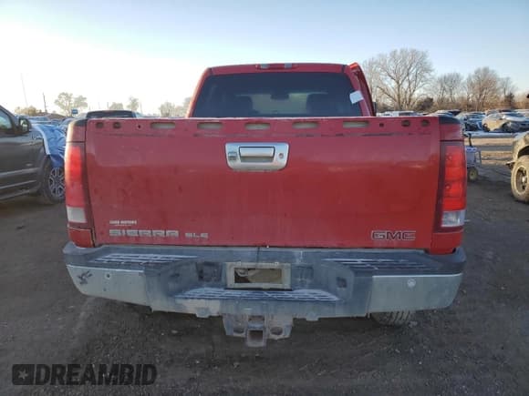 ✅ 2011 GMC Sierra 2500HD SLE • VIN: 1GT120C8XBF188607 • Лот: 45889515. Опубликован ранее на Copart с пробегом 274 151 миль. Бесплатный доступ к архиву аукционных продаж из США и подробный отчёт об истории автомобиля на DreamBid. Изображение 6.