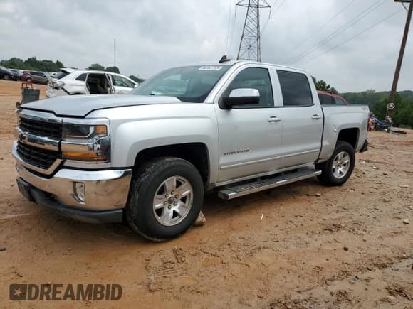 ✅ 2018 Chevrolet Silverado 1500 LT • VIN: 3GCUKREC3JG355129 • Лот: 68387755. Опубликован ранее на Copart с пробегом 103 636 миль. Бесплатный доступ к архиву аукционных продаж из США и подробный отчёт об истории автомобиля на DreamBid. Изображение 1.