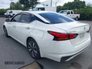 ✅ 2019 Nissan Altima SV • VIN: 1N4BL4DVXKC135491 • Lot: 42753624. Listed on IAAI with 157,195 mi. Free auction sales archive from the USA and detailed vehicle history report at DreamBid. Image 3.