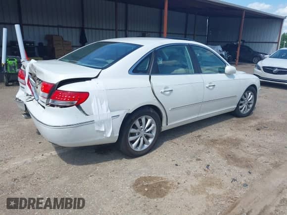 2006 Hyundai Azera SE с VIN KMHFC46F06A043482, выставлен на аукционе IAAI как лот 42139407 с пробегом 119 172 миль миль и . История ставок и продаж доступна на DreamBid. Изображение 4.