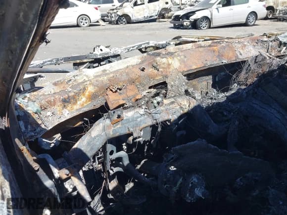 ✅ 2019 Chevrolet Tahoe LT • VIN: 1GNSKBKC6KR161514 • Lot: 42934341. Listed on IAAI with Not provided. Free auction sales archive from the USA and detailed vehicle history report at DreamBid. Image 7.