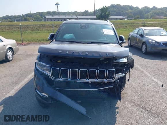 ✅ 2022 Jeep Wagoneer Series III • VIN: 1C4SJVDT3NS157136 • Лот: 43210142. Опубликован ранее на IAAI с пробегом Не указан. Бесплатный доступ к архиву аукционных продаж из США и подробный отчёт об истории автомобиля на DreamBid. Изображение 12.