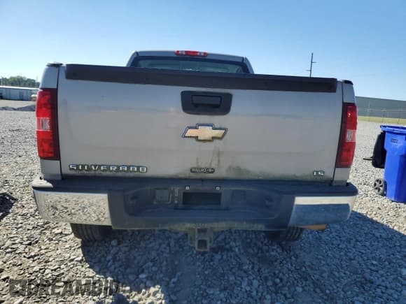 ✅ 2009 Chevrolet Silverado 1500 1LT • VIN: 1GCEC14J69Z254374 • Lot: 82586295. Listed on Copart with 168,617 mi. Free auction sales archive from the USA and detailed vehicle history report at DreamBid. Image 6.