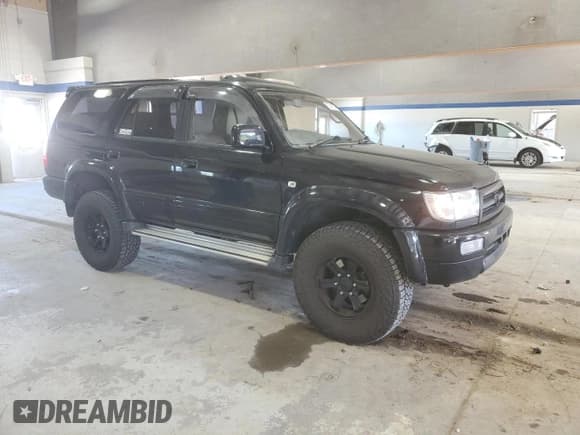 ✅ 1996 Toyota Hilux • VIN: RZN1850017255 • Лот: 53016375. Опубликован ранее на Copart с пробегом 166 155 миль. Бесплатный доступ к архиву аукционных продаж из США и подробный отчёт об истории автомобиля на DreamBid. Изображение 4.