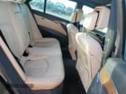 ✅ 2008 Mercedes-Benz E 550 Sport • VIN: WDBUF72X08B248198 • Lot: 65543215. Wystawiony na Copart z przebiegiem Nie podano. Bezpłatny archiwum sprzedaży aukcyjnych z USA i szczegółowy raport historii pojazdu na DreamBid. Zdjęcie 10.