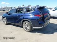 ✅ 2022 Toyota Highlander Platinum • VIN: 5TDFZRAH6NS126800 • Lot: 41936955. Listed on IAAI with 69,366 mi. Free auction sales archive from the USA and detailed vehicle history report at DreamBid. Image 3.