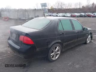 ✅ 2009 Saab 9-5 • VIN: YS3ED49G393501356 • Lot: 43728963. Wystawiony na IAAI z przebiegiem 166 239 mil. Bezpłatny archiwum sprzedaży aukcyjnych z USA i szczegółowy raport historii pojazdu na DreamBid. Zdjęcie 4.