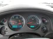 ✅ 2009 Chevrolet Suburban Commercial • VIN: 1GNFK16379R110085 • Lot: 81050734. Wystawiony na Copart z przebiegiem 243 519 mil. Bezpłatny archiwum sprzedaży aukcyjnych z USA i szczegółowy raport historii pojazdu na DreamBid. Zdjęcie 9.