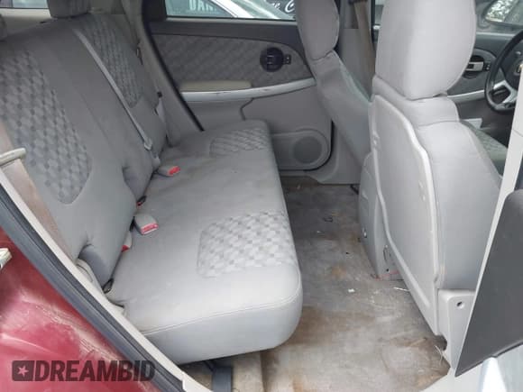 ✅ 2007 Chevrolet Equinox LS • VIN: 2CNDL13FX76093704 • Лот: 42451296. Опубликован ранее на IAAI с пробегом 207 462 миль. Бесплатный доступ к архиву аукционных продаж из США и подробный отчёт об истории автомобиля на DreamBid. Изображение 8.