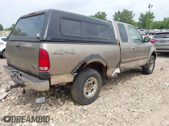 ✅ 2003 Ford F-150 XL • VIN: 1FTRX18W13NB74541 • Lot: 42901589. Listed on IAAI with Not provided. Free auction sales archive from the USA and detailed vehicle history report at DreamBid. Image 4.