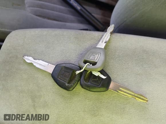 ✅ 1998 Honda Accord LX • VIN: 1HGCG564XWA218550 • Лот: 43909640. Опубликован ранее на IAAI с пробегом 11 495 миль. Бесплатный доступ к архиву аукционных продаж из США и подробный отчёт об истории автомобиля на DreamBid. Изображение 11.