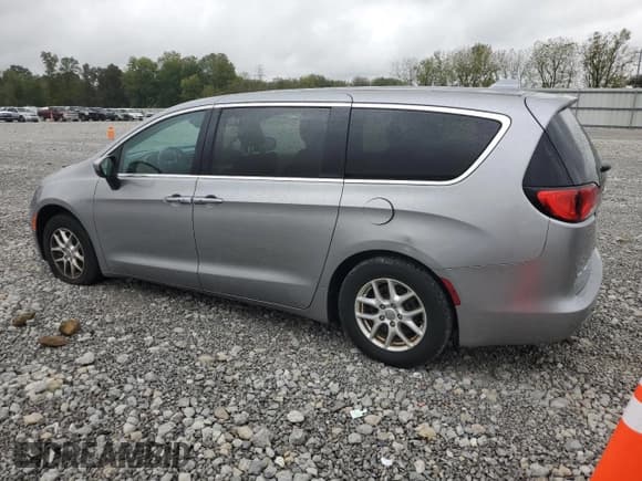 ✅ 2017 Chrysler Pacifica Touring • VIN: 2C4RC1DG3HR621195 • Lot: 84203865. Listed on Copart with 139,825 mi. Free auction sales archive from the USA and detailed vehicle history report at DreamBid. Image 2.