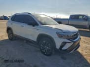 ✅ 2024 Volkswagen Taos S • VIN: 3VV5X7B22RM108205 • Лот: 96306825. Опубликован ранее на Copart с пробегом 13 665 миль. Бесплатный доступ к архиву аукционных продаж из США и подробный отчёт об истории автомобиля на DreamBid. Изображение 4.