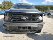 ✅ 2024 Ford F-150 XLT • VIN: 1FTFW3LD4RFB42001 • Lot: 89628175. Wystawiony na Copart z przebiegiem 10 556 mil. Bezpłatny archiwum sprzedaży aukcyjnych z USA i szczegółowy raport historii pojazdu na DreamBid. Zdjęcie 5.