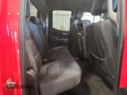 ✅ 2021 GMC Sierra 1500 SLE • VIN: 1GTR8BED0MZ266532 • Лот: 85078195. Опубликован ранее на Copart с пробегом 138 344 миль. Бесплатный доступ к архиву аукционных продаж из США и подробный отчёт об истории автомобиля на DreamBid. Изображение 10.