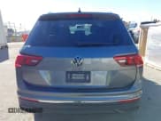 ✅ 2022 Volkswagen Tiguan S • VIN: 3VV1B7AX9NM055507 • Лот: 41383597. Опубликован ранее на IAAI с пробегом 25 546 миль. Бесплатный доступ к архиву аукционных продаж из США и подробный отчёт об истории автомобиля на DreamBid. Изображение 17.