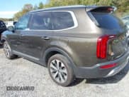 ✅ 2020 Kia Telluride S • VIN: 5XYP64HCXLG095622 • Lot: 43402732. Listed on IAAI with 101,915 mi. Free auction sales archive from the USA and detailed vehicle history report at DreamBid. Image 3.