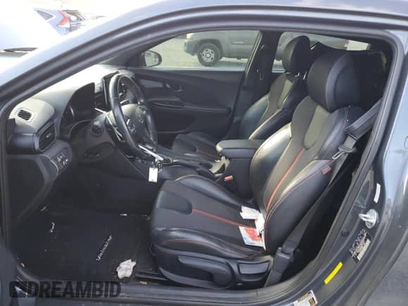 2019 Hyundai Veloster Turbo z VIN KMHTH6AB3KU012577, wystawiony jako Copart lot #83041064 z przebiegiem 100 042 mil mil oraz Szkoda całkowita • Salvage title. Historia ofert i sprzedaży dostępna na DreamBid. Obrazek 7.
