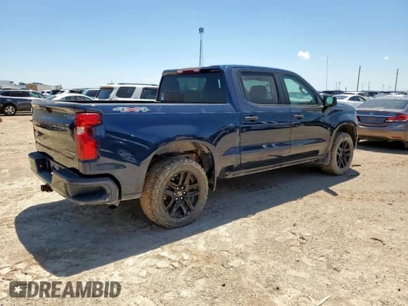 2022 Chevrolet Silverado 1500 Custom z VIN 1GCPDBEK8NZ591352, wystawiony jako Copart lot #65209115 z przebiegiem 57 351 mil mil oraz Czysty tytuł • Clean title. Historia ofert i sprzedaży dostępna na DreamBid. Obrazek 3.