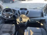 ✅ 2016 Ford Transit XLT • VIN: 1FBZX2ZM7GKA65435 • Lot: 43727542. Wystawiony na IAAI z przebiegiem 166 071 mil. Bezpłatny archiwum sprzedaży aukcyjnych z USA i szczegółowy raport historii pojazdu na DreamBid. Zdjęcie 6.