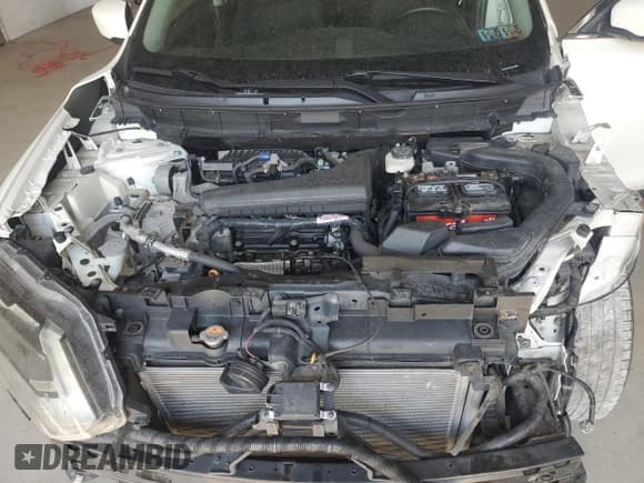 ✅ 2018 Nissan Rogue S • VIN: 5N1AT2MV9JC716808 • Лот: 68998605. Опубликован ранее на Copart с пробегом 98 099 миль. Бесплатный доступ к архиву аукционных продаж из США и подробный отчёт об истории автомобиля на DreamBid. Изображение 11.