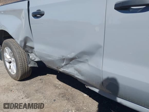 ✅ 2024 Chevrolet Silverado 1500 Custom • VIN: 3GCPABEK3RG402752 • Лот: 43476872. Опубликован ранее на IAAI с пробегом 9 127 миль. Бесплатный доступ к архиву аукционных продаж из США и подробный отчёт об истории автомобиля на DreamBid. Изображение 6.