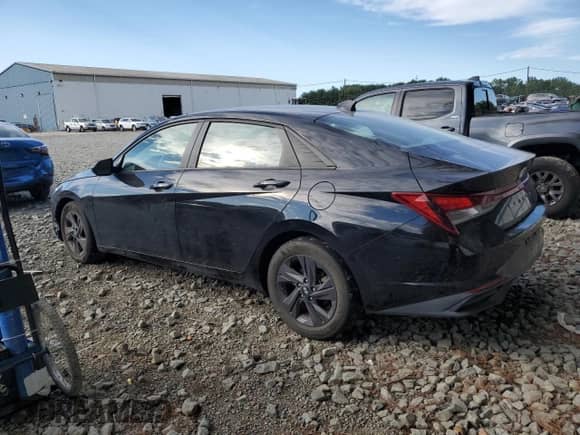 ✅ 2022 Hyundai Elantra SEL • VIN: KMHLM4AG0NU221016 • Lot: 65161185. Listed on Copart with 38,634 mi. Free auction sales archive from the USA and detailed vehicle history report at DreamBid. Image 2.