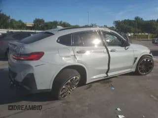 ✅ 2023 BMW X4 M • VIN: 5YM23EC00P9S11365 • Lot: 83022114. Wystawiony na Copart z przebiegiem 15 151 mil. Bezpłatny archiwum sprzedaży aukcyjnych z USA i szczegółowy raport historii pojazdu na DreamBid. Zdjęcie 3.