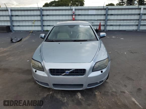 ✅ 2008 Volvo C70 • VIN: YV1MC67238J050443 • Lot: 91498375. Wystawiony na Copart z przebiegiem Nie podano. Bezpłatny archiwum sprzedaży aukcyjnych z USA i szczegółowy raport historii pojazdu na DreamBid. Zdjęcie 5.