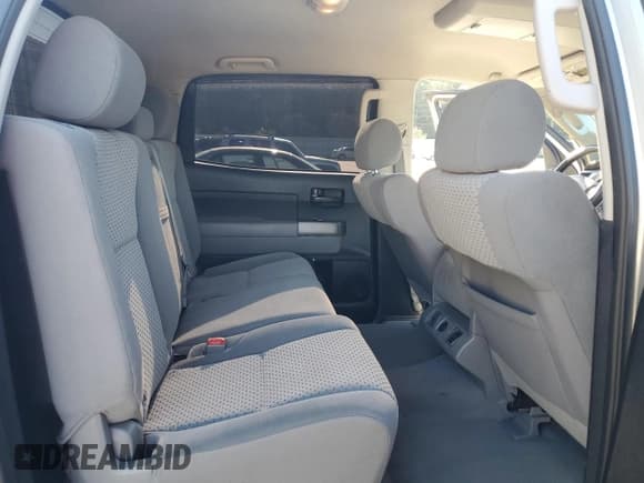 ✅ 2011 Toyota Tundra • VIN: 5TFEY5F15BX101637 • Lot: 84523395. Wystawiony na Copart z przebiegiem 59 586 mil. Bezpłatny archiwum sprzedaży aukcyjnych z USA i szczegółowy raport historii pojazdu na DreamBid. Zdjęcie 10.