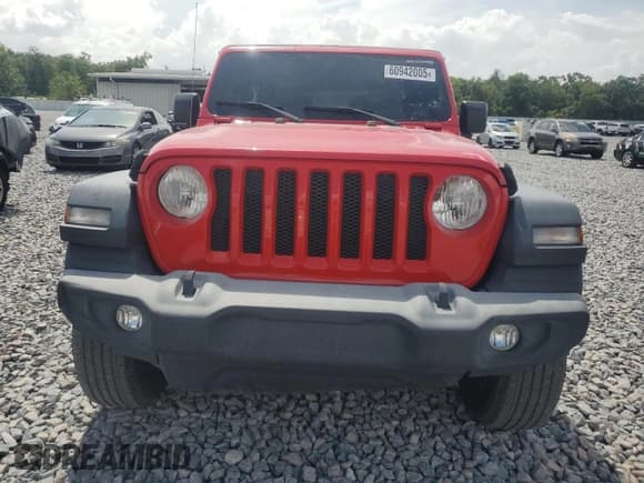 ✅ 2020 Jeep Wrangler Sport S • VIN: 1C4GJXAN0LW282320 • Lot: 60942005. Wystawiony na Copart z przebiegiem Nie podano. Bezpłatny archiwum sprzedaży aukcyjnych z USA i szczegółowy raport historii pojazdu na DreamBid. Zdjęcie 5.