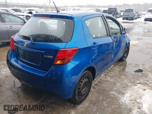 ✅ 2017 Toyota Yaris L • VIN: VNKKTUD3XHA076446 • Lot: 43814978. Listed on IAAI with 175,369 mi. Free auction sales archive from the USA and detailed vehicle history report at DreamBid. Image 4.