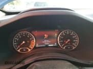 ✅ 2019 Jeep Renegade Limited • VIN: ZACNJBD13KPJ94146 • Lot: 71023515. Wystawiony na Copart z przebiegiem 16 798 mil. Bezpłatny archiwum sprzedaży aukcyjnych z USA i szczegółowy raport historii pojazdu na DreamBid. Zdjęcie 9.