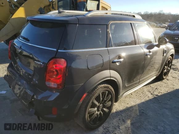 ✅ 2018 MINI Countryman Cooper S • VIN: WMZYT3C30J3E93344 • Lot: 86149194. Wystawiony na Copart z przebiegiem 89 969 mil. Bezpłatny archiwum sprzedaży aukcyjnych z USA i szczegółowy raport historii pojazdu na DreamBid. Zdjęcie 3.