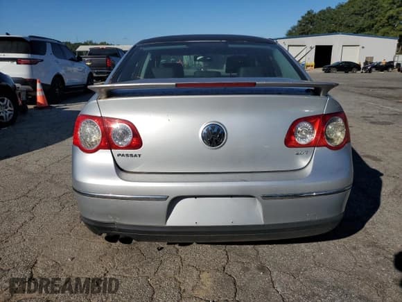 ✅ 2006 Volkswagen Passat 2.0T • VIN: WVWAK73CX6P169827 • Лот: 76494814. Опубликован ранее на Copart с пробегом 157 573 миль. Бесплатный доступ к архиву аукционных продаж из США и подробный отчёт об истории автомобиля на DreamBid. Изображение 6.