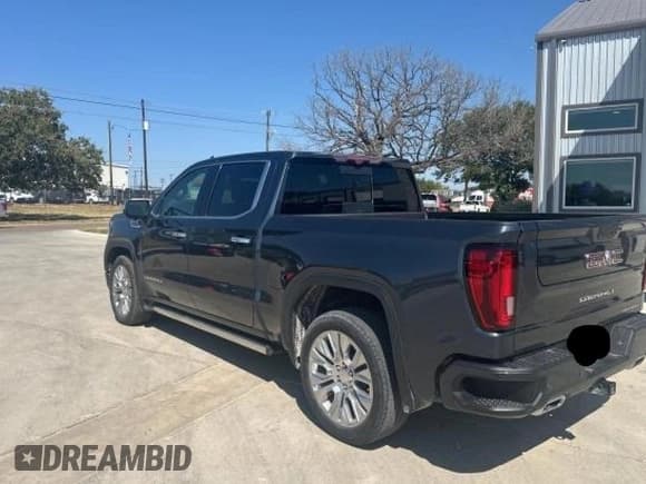 ✅ 2020 GMC Sierra 1500 • VIN: 1GTU99EL7LZ298965 • Lot: 76543944. Wystawiony na Copart z przebiegiem 74 502 mil. Bezpłatny archiwum sprzedaży aukcyjnych z USA i szczegółowy raport historii pojazdu na DreamBid. Zdjęcie 3.