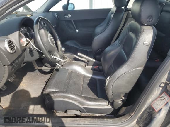 ✅ 2003 Audi TT • VIN: TRUWT28N231012698 • Lot: 81917055. Listed on Copart with 199,493 mi. Free auction sales archive from the USA and detailed vehicle history report at DreamBid. Image 7.