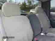 2002 Chevrolet Silverado 1500 LS z VIN 1GCEK14T42Z307678, wystawiony jako IAAI lot #43248833 z przebiegiem 210 671 mil mil oraz . Historia ofert i sprzedaży dostępna na DreamBid. Obrazek 8.