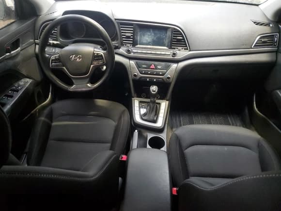 ✅ 2017 Hyundai Elantra Limited • VIN: KMHD84LF5HU169495 • Lot: 91014595. Listed on Copart with Not provided. Free auction sales archive from the USA and detailed vehicle history report at DreamBid. Image 8.