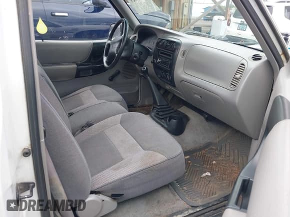 ✅ 1995 Mazda B-Series • VIN: 4F4CR12A9STM30259 • Lot: 42243443. Listed on IAAI with 211,203 mi. Free auction sales archive from the USA and detailed vehicle history report at DreamBid. Image 5.