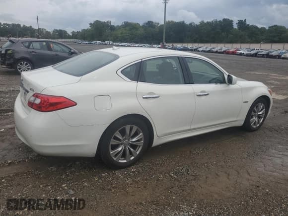 ✅ 2013 Infiniti M Hybrid • VIN: JN1EY1AP6DM650145 • Лот: 72650114. Опубликован ранее на Copart с пробегом 176 735 миль. Бесплатный доступ к архиву аукционных продаж из США и подробный отчёт об истории автомобиля на DreamBid. Изображение 3.