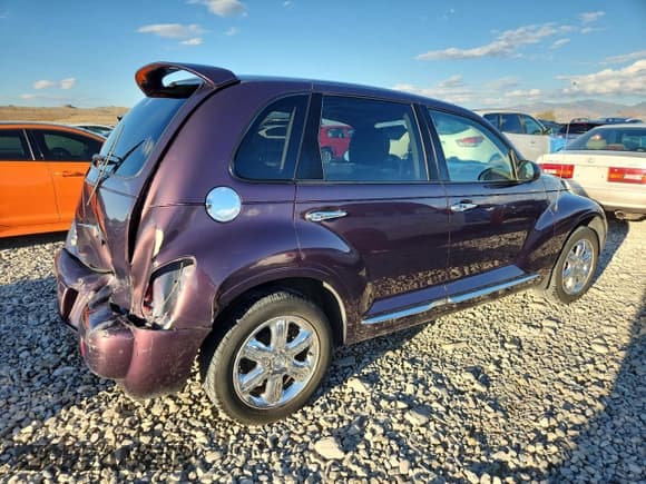 ✅ 2004 Chrysler PT Cruiser Limited • VIN: 3C8FY68B94T220675 • Lot: 84994845. Wystawiony na Copart z przebiegiem 118 163 mil. Bezpłatny archiwum sprzedaży aukcyjnych z USA i szczegółowy raport historii pojazdu na DreamBid. Zdjęcie 3.