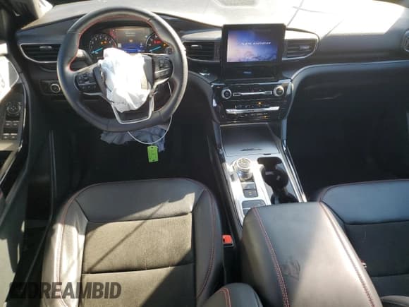 ✅ 2023 Ford Explorer ST-Line • VIN: 1FMSK7KH3PGA98145 • Lot: 82835544. Wystawiony na Copart z przebiegiem 26 405 mil. Bezpłatny archiwum sprzedaży aukcyjnych z USA i szczegółowy raport historii pojazdu na DreamBid. Zdjęcie 7.